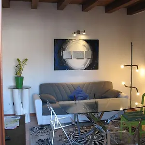 https://casa-miriam.italymilanhotels.net