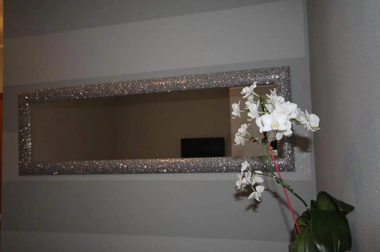 Apartamento Bergamo Easy Airport 0*,  Italia